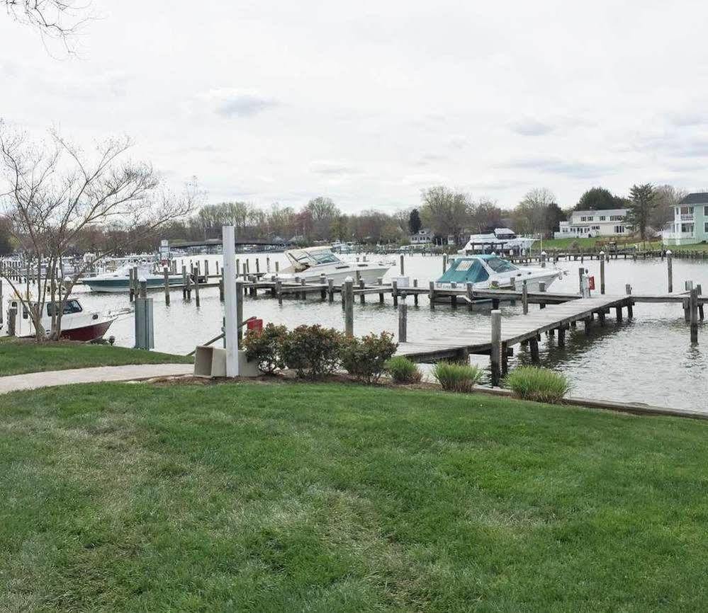Anchored Inn At Hidden Harbor Deale Exterior photo